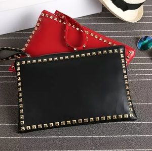 Restocked ❤️ Studded Wristlet Clutch Purse Bag